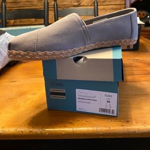 Toms Alpargata Leather Wrap Cement Suede women’s size 10 Brand New
